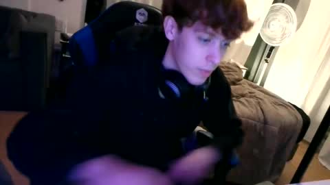 andertwink online show from June 7, 2026, 3:54 am