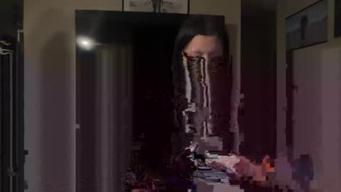 anditspinkxo online show from May 27, 2026, 5:37 am