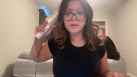 anditspinkxo online show from July 10, 2026, 8:22 pm