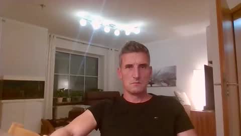 Name online show from September 30, 2025, 8:25 pm