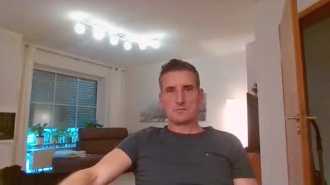 Name online show from October 19, 2025, 3:12 pm