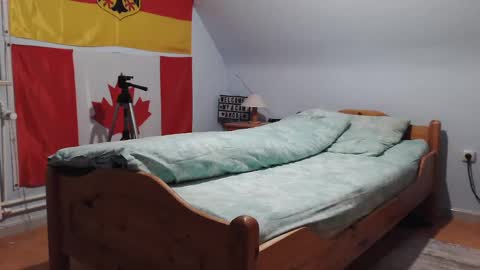 Snapshot of andre124231 chatting on December 18, 2024, 8:14 pm Andre online show from December 18, 2024, 8:14 pm