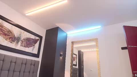 Cloe online show from January 5, 2026, 5:27 pm