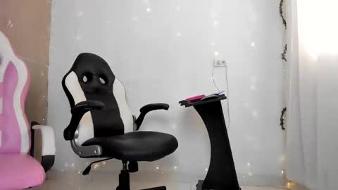 Snapshot of andre_lezcano chatting on September 14, 2025, 7:57 pm andre_lezcano online show from September 14, 2025, 7:57 pm