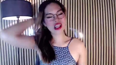 andrea06121998 online show from September 22, 2025, 7:10 am