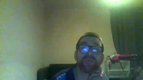 andrea2025 online show from October 8, 2025, 3:04 am