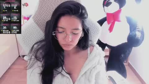andrea_bonnie online show from April 30, 2026, 7:09 pm