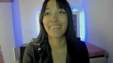 andrea_brunette_ online show from September 24, 2025, 1:25 pm