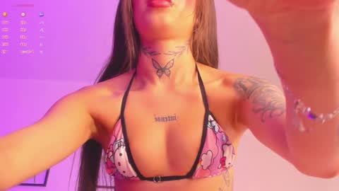 Andrea  online show from February 25, 2025, 2:22 pm