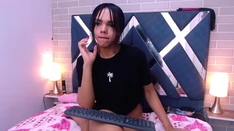 Andres Gil online show from December 18, 2024, 8:47 pm