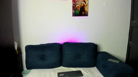 Andrea  Karina online show from September 21, 2025, 5:58 pm