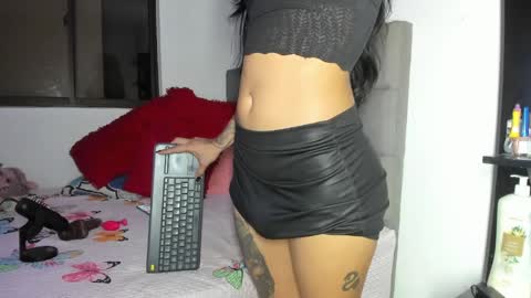 ANDREA online show from April 15, 2026, 7:58 pm