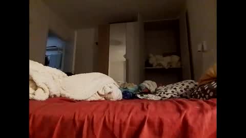 andreai1988 online show from November 18, 2025, 7:46 am