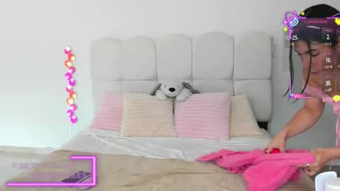 Snapshot of andreandtatty chatting on March 26, 2026, 8:36 pm Hi im Tatty Heaven online show from March 26, 2026, 8:36 pm