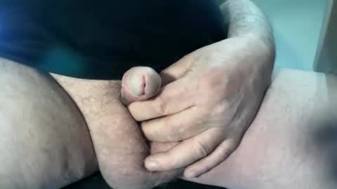 Andreas40CC online show from April 17, 2026, 11:13 am