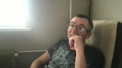 andreass60 online show from November 13, 2025, 9:08 am