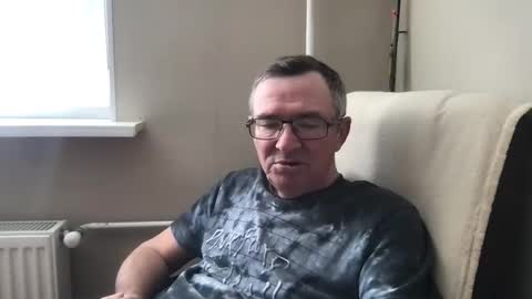 andreass60 online show from May 6, 2026, 7:24 am