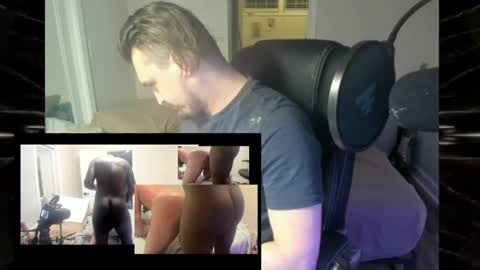 Snapshot of andreaxle chatting on April 12, 2026, 4:39 am andreaxle online show from April 12, 2026, 4:39 am
