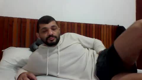 andreloko123 online show from November 1, 2025, 1:29 am