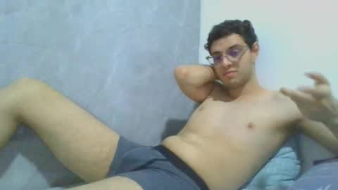 andres129494 online show from January 15, 2026, 1:54 am