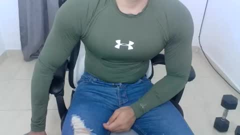 andres180950734 online show from October 30, 2025, 9:55 am