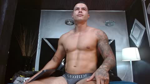 Snapshot of andres_clark chatting on December 28, 2024, 9:30 pm insta andres clark online show from December 28, 2024, 9:30 pm