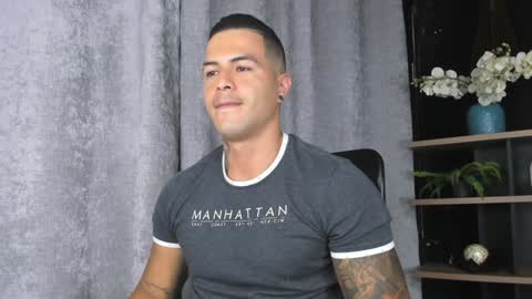 Snapshot of andres_clark chatting on February 5, 2025, 9:07 pm insta andres clark online show from February 5, 2025, 9:07 pm