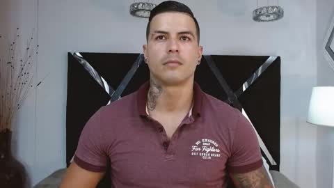 Snapshot of andres_clark chatting on February 10, 2025, 5:52 pm insta andres clark online show from February 10, 2025, 5:52 pm