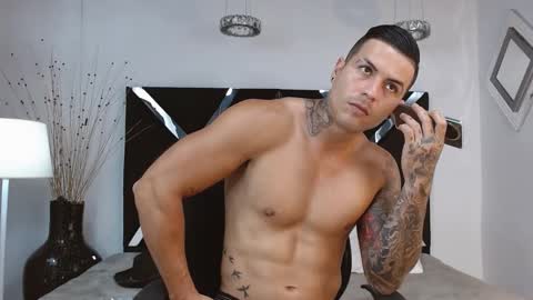 Snapshot of andres_clark chatting on February 10, 2025, 9:04 pm insta andres clark online show from February 10, 2025, 9:04 pm