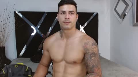 Snapshot of andres_clark chatting on February 13, 2025, 9:06 pm insta andres clark online show from February 13, 2025, 9:06 pm