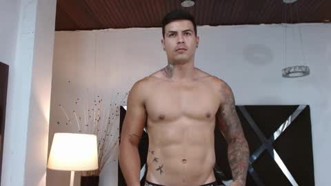 Snapshot of andres_clark chatting on February 18, 2025, 9:53 pm insta andres clark online show from February 18, 2025, 9:53 pm