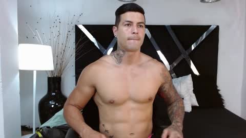 Snapshot of andres_clark chatting on February 20, 2025, 9:31 pm insta andres clark online show from February 20, 2025, 9:31 pm