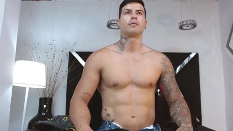 Snapshot of andres_clark chatting on February 21, 2025, 9:11 pm insta andres clark online show from February 21, 2025, 9:11 pm