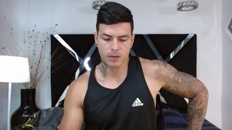 Snapshot of andres_clark chatting on March 9, 2025, 1:59 pm insta andres clark online show from March 9, 2025, 1:59 pm