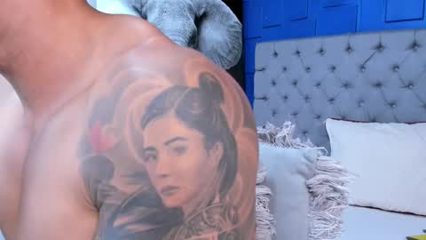 Snapshot of andres_clark chatting on September 11, 2025, 5:57 pm insta andres clark online show from September 11, 2025, 5:57 pm