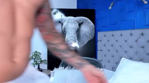 Snapshot of andres_clark chatting on September 24, 2025, 5:27 pm insta andres clark online show from September 24, 2025, 5:27 pm