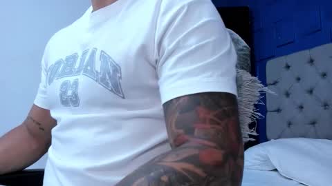 Snapshot of andres_clark chatting on September 28, 2025, 5:18 pm insta andres clark online show from September 28, 2025, 5:18 pm