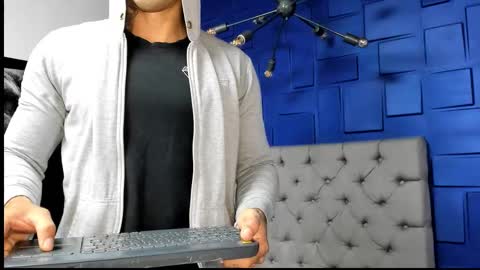 insta andres clark  online show from March 29, 2026, 1:11 pm