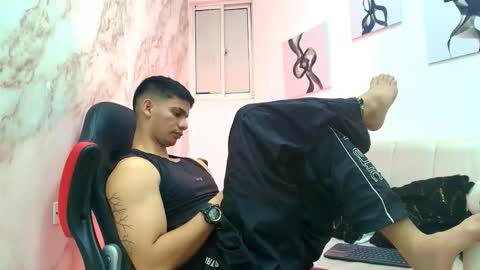 Snapshot of andres_stud chatting on January 17, 2026, 5:34 am andres_stud online show from January 17, 2026, 5:34 am