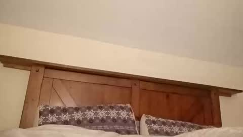 andresalvarez132169 online show from March 1, 2026, 5:09 am