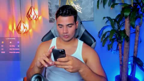 Andres online show from October 25, 2025, 4:09 am