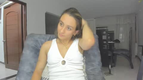 Isa  --------- online show from February 5, 2025, 3:55 am
