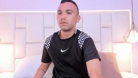 Andres online show from May 19, 2026, 11:27 am