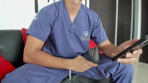 Snapshot of andretiiandcamila chatting on September 12, 2025, 11:54 am andretiiandcamila online show from September 12, 2025, 11:54 am