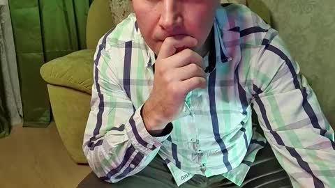 ANDRE online show from November 3, 2025, 7:04 pm