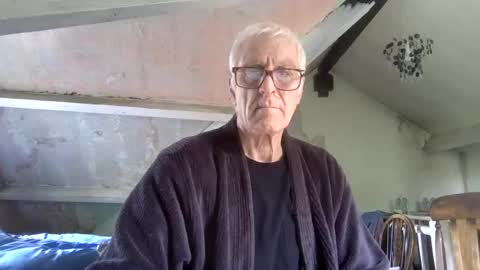 Snapshot of andrew160258 chatting on June 14, 2026, 10:39 am Andrew online show from June 14, 2026, 10:39 am