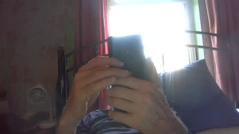 Snapshot of andrew160258 chatting on July 10, 2026, 10:18 am Andrew online show from July 10, 2026, 10:18 am