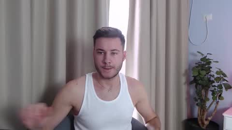 Justin Andrew online show from October 17, 2025, 8:39 am