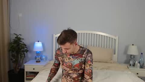 Justin Andrew online show from October 18, 2025, 8:37 am