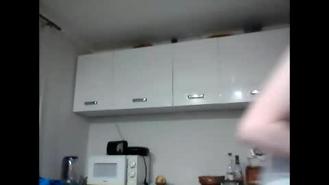 andrew3356577 online show from February 10, 2025, 3:46 am